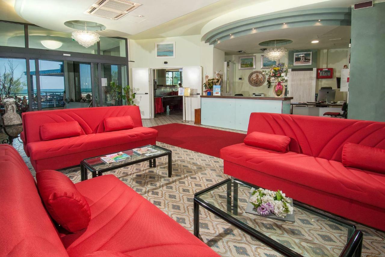 Hotel Nettuno カットーリカ エクステリア 写真