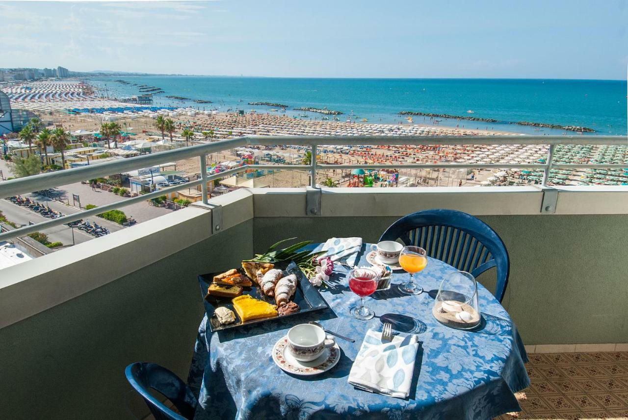 Hotel Nettuno カットーリカ エクステリア 写真